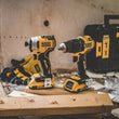 აკ. ინსტრუმენტების ნაკრები 2-1-ში DeWalt DCK2062D2T-QW
